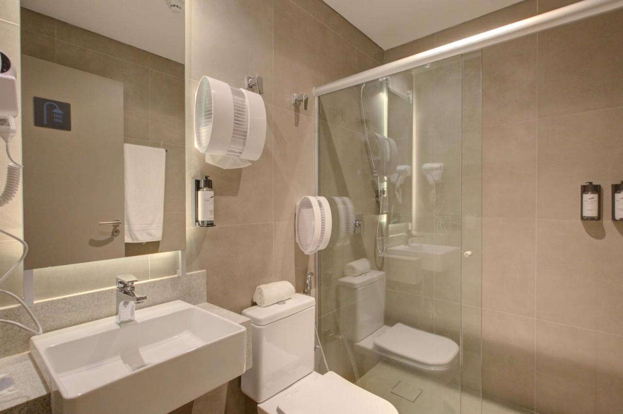 Fast Sleep Suites By Slaviero Hoteis - Hotel Dentro Do Aeroporto De Guarulhos - Terminal 2 - Desembarque Oeste Екстер'єр фото