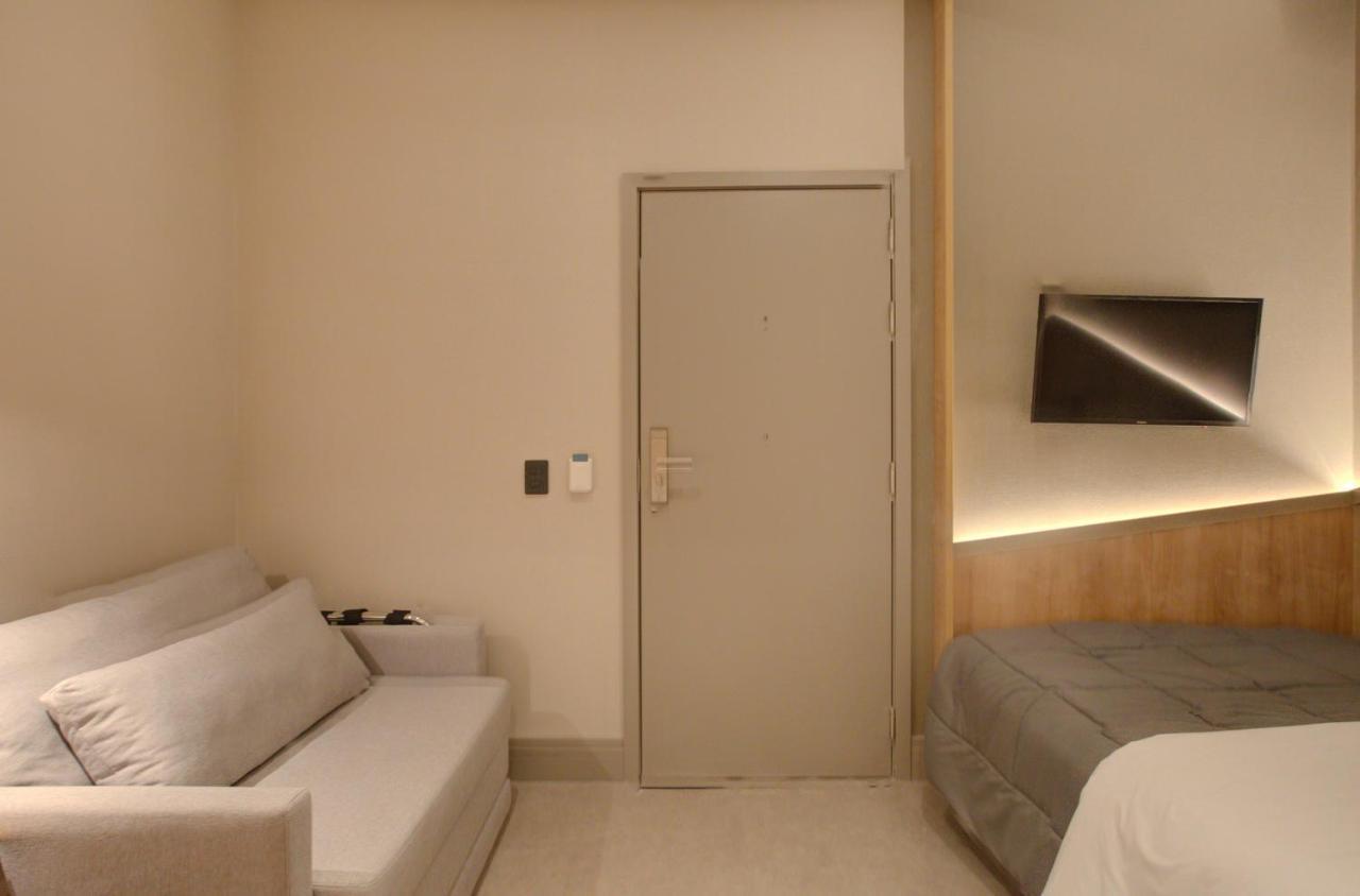 Fast Sleep Suites By Slaviero Hoteis - Hotel Dentro Do Aeroporto De Guarulhos - Terminal 2 - Desembarque Oeste Екстер'єр фото