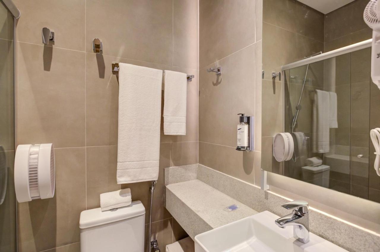 Fast Sleep Suites By Slaviero Hoteis - Hotel Dentro Do Aeroporto De Guarulhos - Terminal 2 - Desembarque Oeste Екстер'єр фото